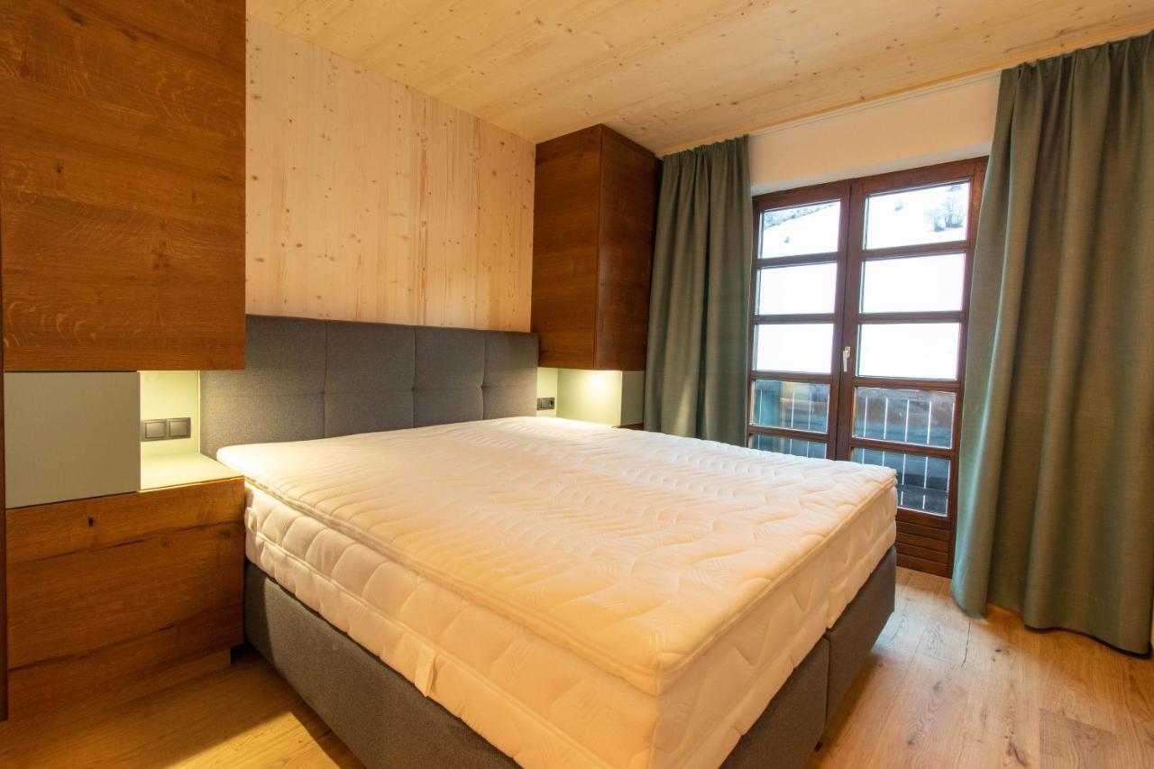 Wally Berg-Appartements Zams Exterior photo