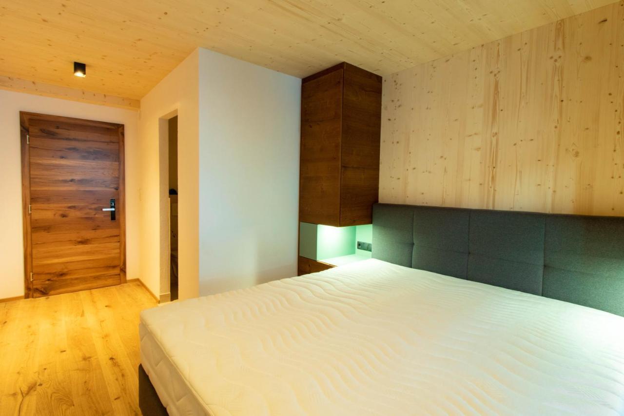 Wally Berg-Appartements Zams Exterior photo