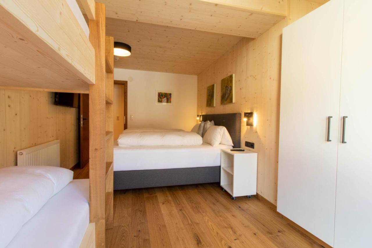 Wally Berg-Appartements Zams Exterior photo